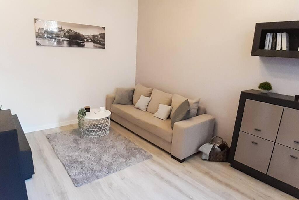 Rondo Onz Metro, Krochmalna 32A Street Varsóvia Exterior foto
